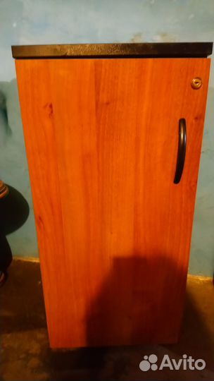 Тумбочка офисная