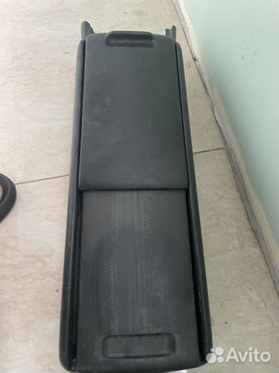 Центральный бардачок Toyota Cresta 90