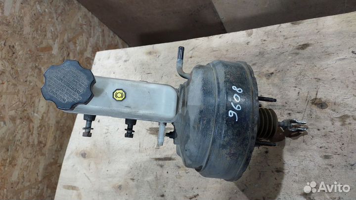 Вакуумник тормозной с главным цилиндром Matrix I