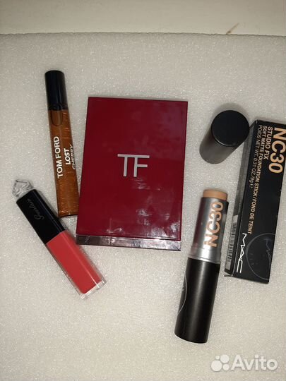 Набор косметики для визажиста