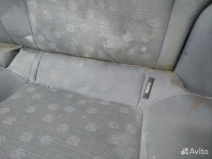 Задний ряд сидений Nissan Primera P12