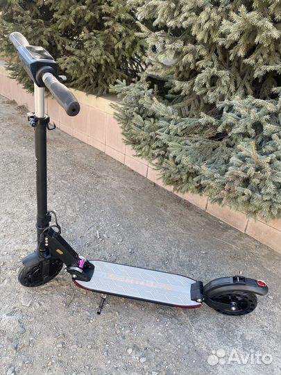 Новый электросамокат Aovo S3 PRO