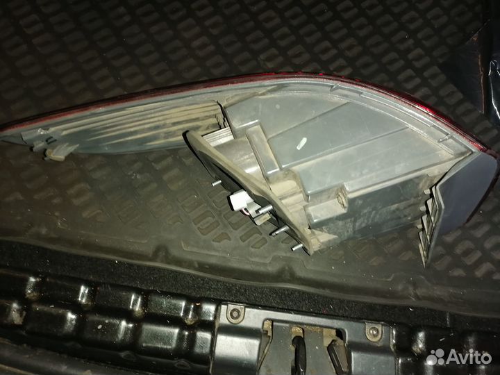 Задний правый фонарь для kia rio 3