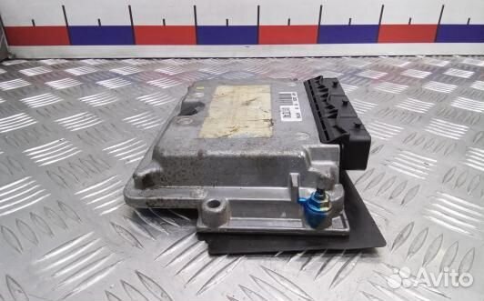 Блок управления двигателем peugeot 406 (7ST21PF01)