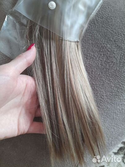 Волосы на заколках