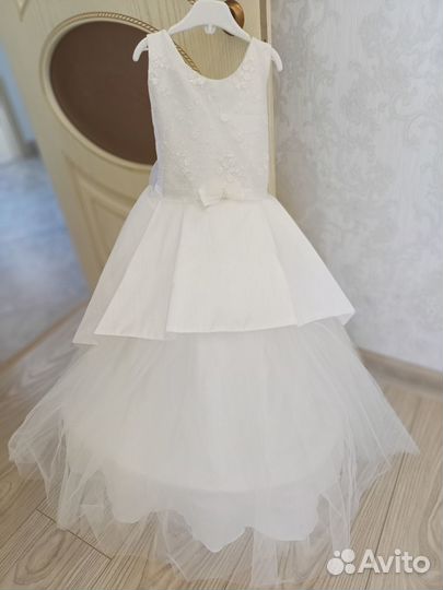 Продаётся платье на выпускной