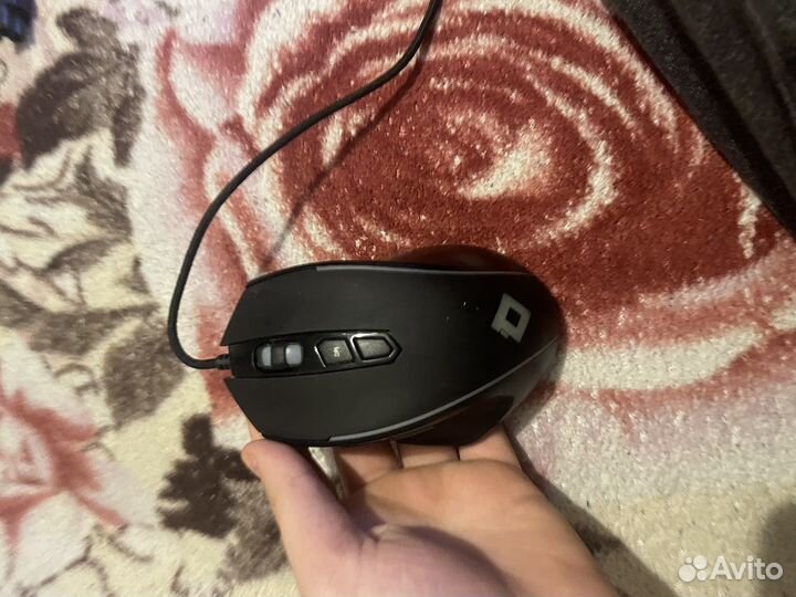 Игровая мышь с утежелителем