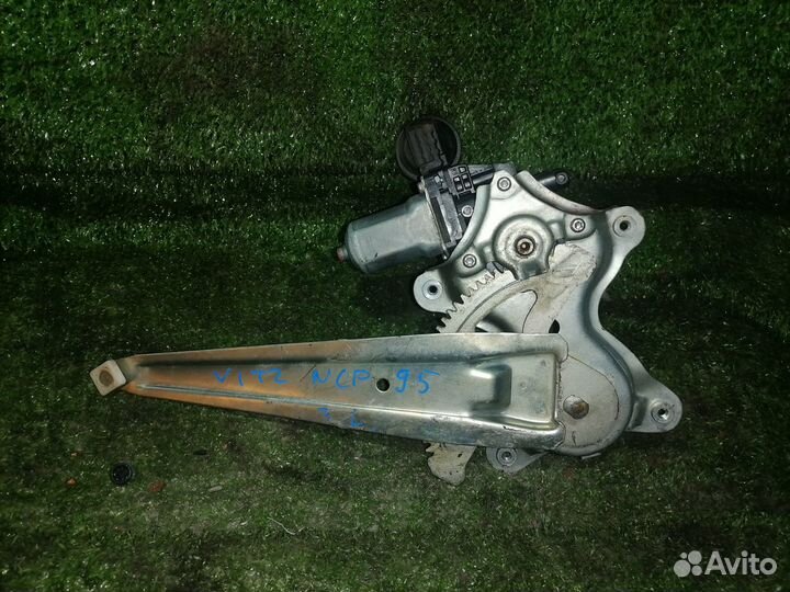 Стеклоподъемник задний левый Toyota Vitz NCP90