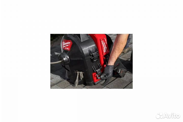 Ранцевая прочистная машина Milwaukee M18 ffsdc16-0