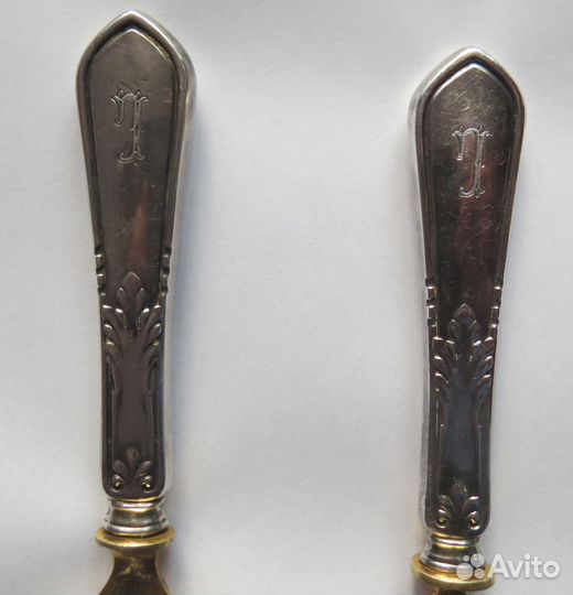 Большая вилка и нож для рыбы