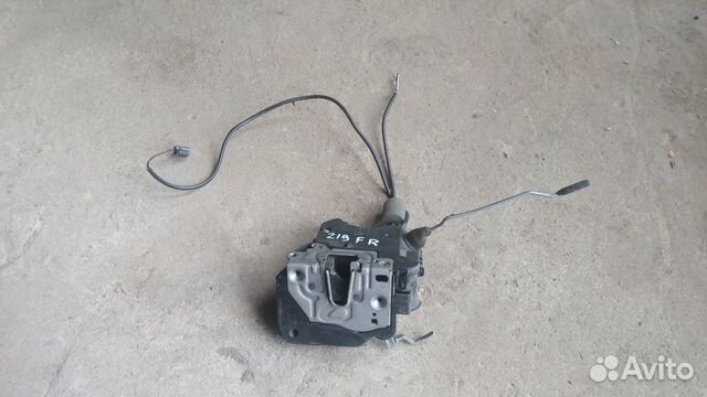 Замок передний правый Mercedes Benz CLS W219