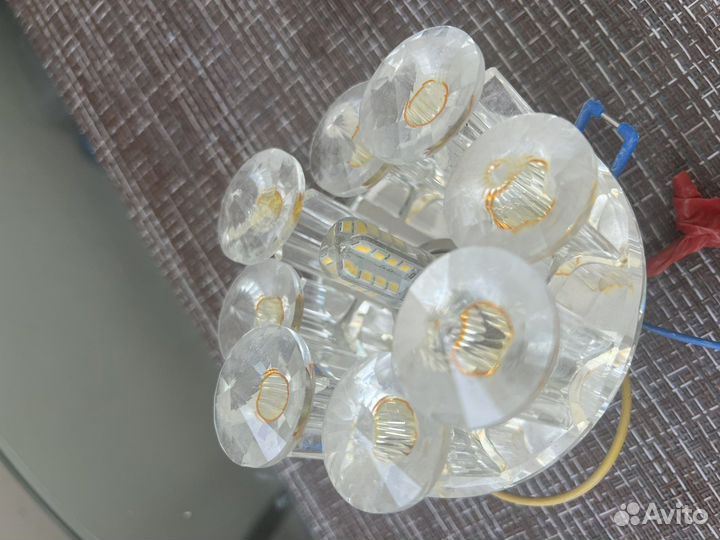 Точечные светильники в ассортименте