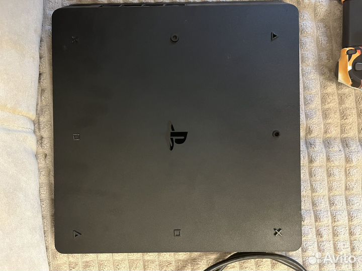 Sony PlayStation 4 Slim 1 TB