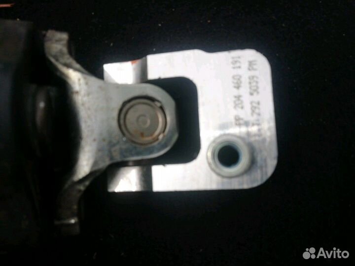 Карданчик рулевой мерседес Mercedes w204