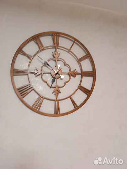 Часы настенные