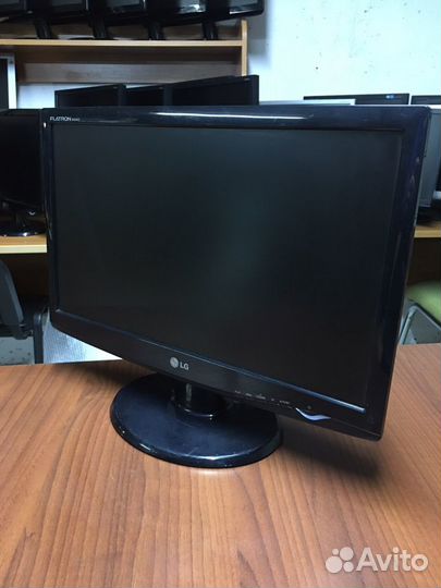 Монитор 20 дюймов