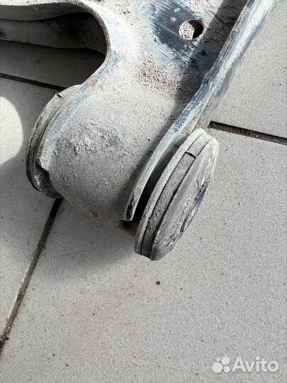 Рычаг передний правый Lacetti