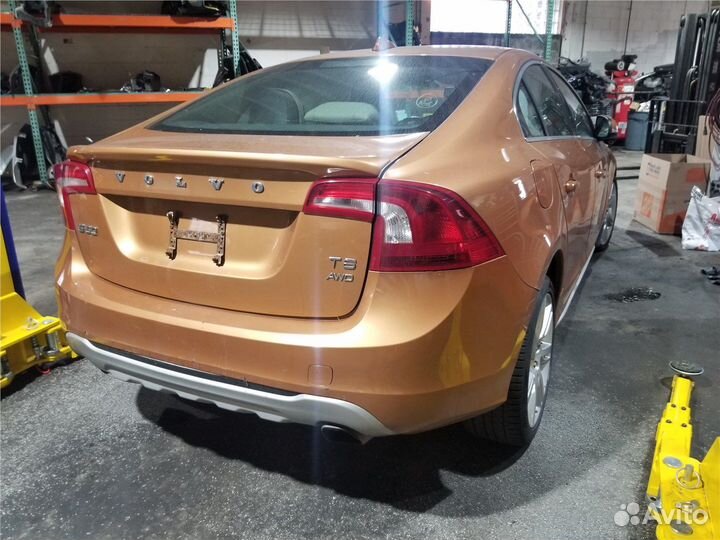Разбор на запчасти Volvo S60