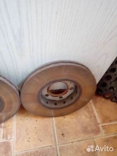 Диски тормозные передние