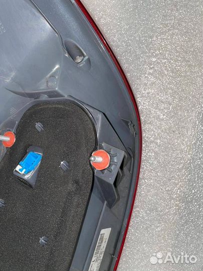 Фонарь задний левый Mercedes-Benz C-Класс