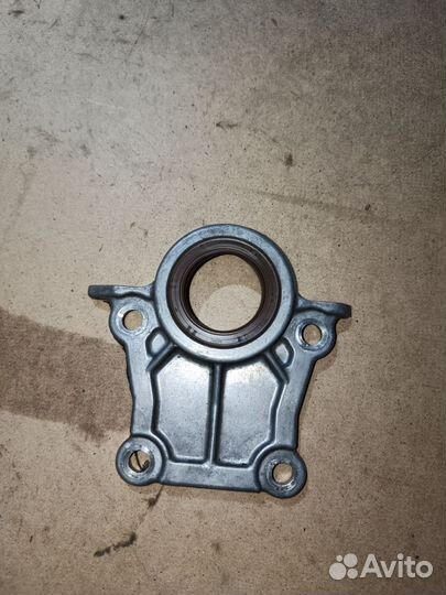 Крышка сальника переднего Toyota 2LT