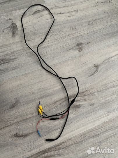 Автомобильное зеркало-монитор