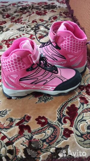 Ботинки на девочку размер 35