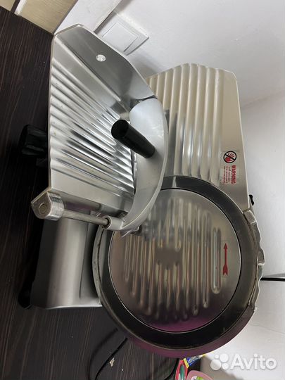 Продам слайсер для нарезки