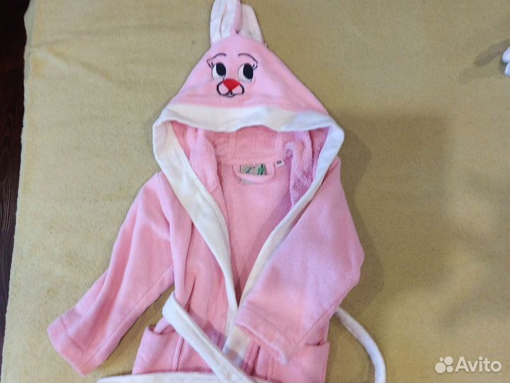 Махровый халат для девочки