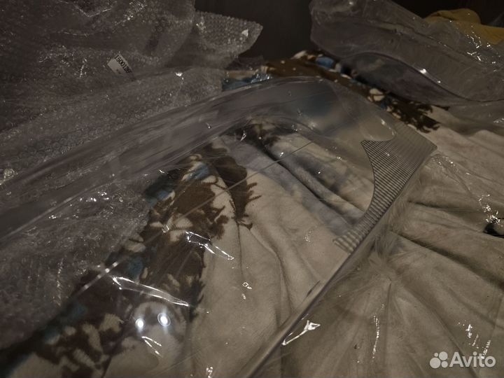 Стекло передней фары для Volvo XC90 I