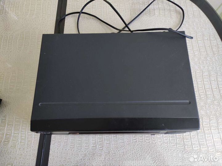 Видеомагнитофон funai