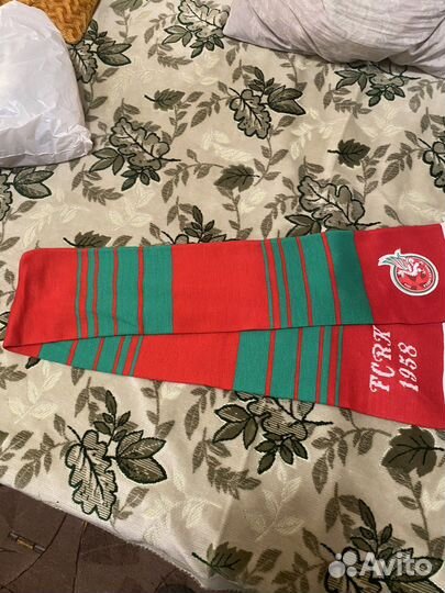 Футбольные шарфы. Шарф. Мяч. Флаг