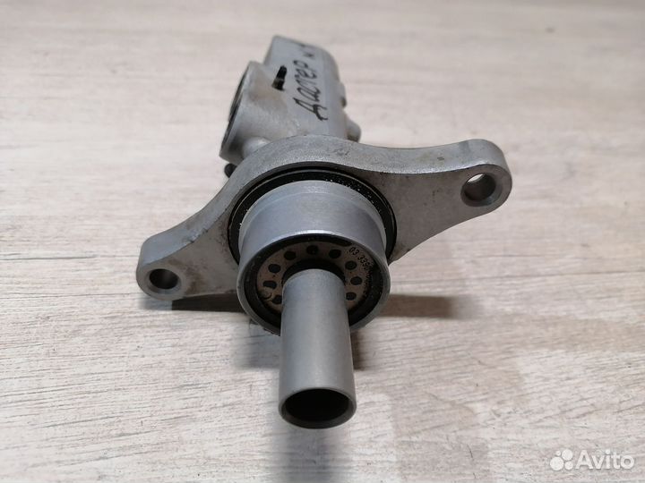 Цилиндр тормозной главный Renault Duster Дастер