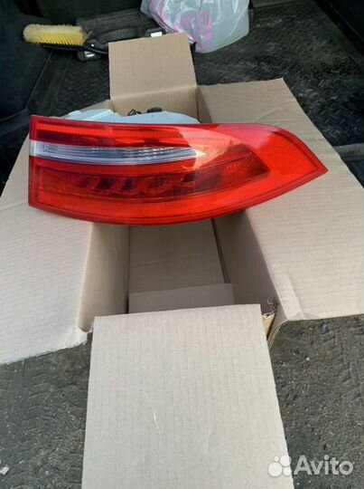 Фонарь правый jaguar xe