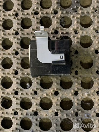 Блок электронный Mitsubishi L200 V рестайлинг 4N15