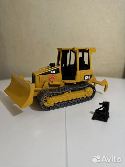 Бульдозер bruder