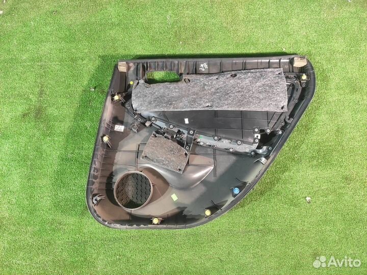 Обшивка двери задняя левая Hyundai Solaris седан