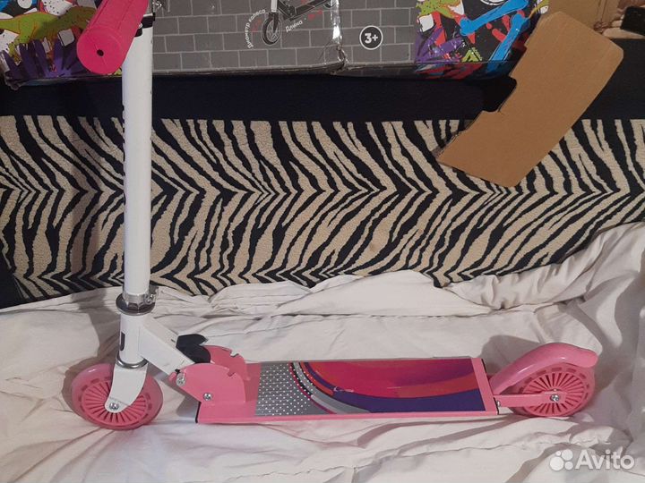 Самокат детский новый