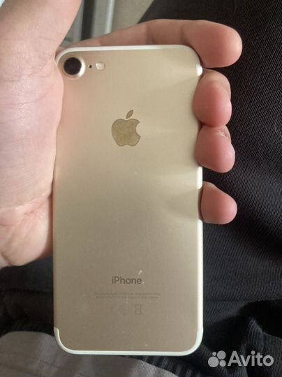 iPhone 7, 32 ГБ