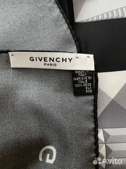 Шелковый платок givenchy