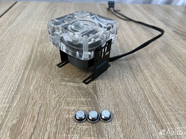Alphacool Eispumpe VPP755 - G1/4 IG inkl. Eisdecke