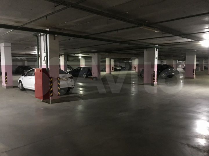 Машиноместо