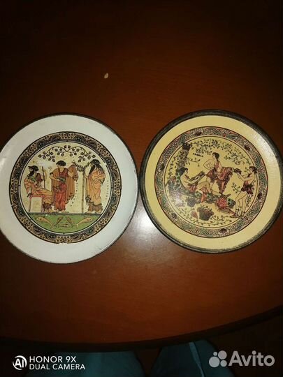 Настенная тарелка