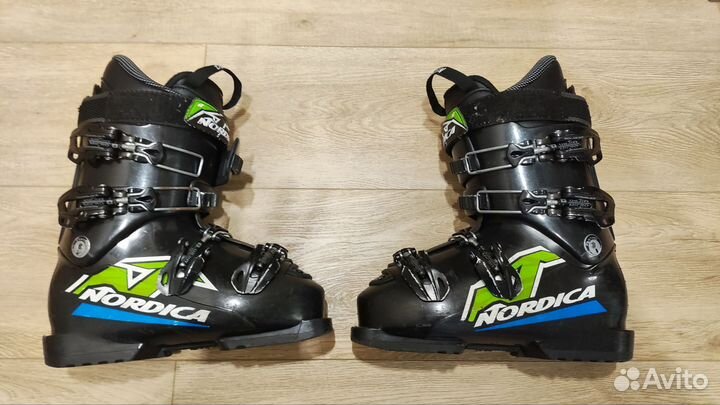 Горнолыжные ботинки детские 22.5