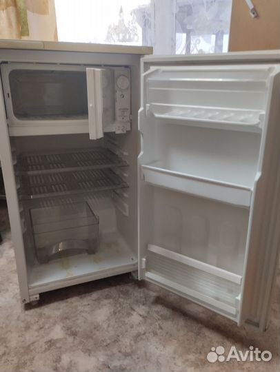 Холодильник маленький