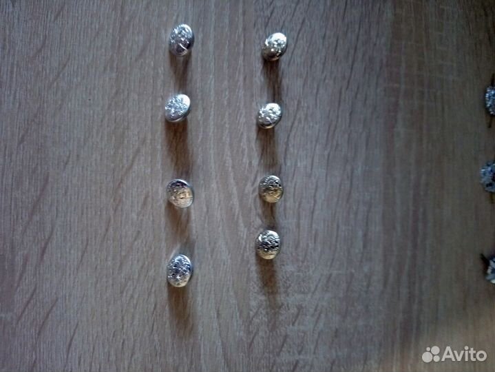 Погоны, пуговицы для погон