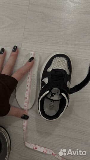 Кроссовки детские