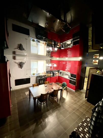 Коттедж 170 м² на участке 18,5 сот.