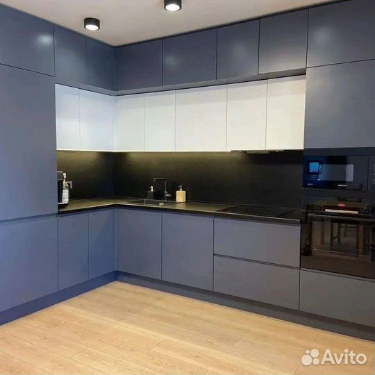 Кухонный гарнитур синяя эмаль