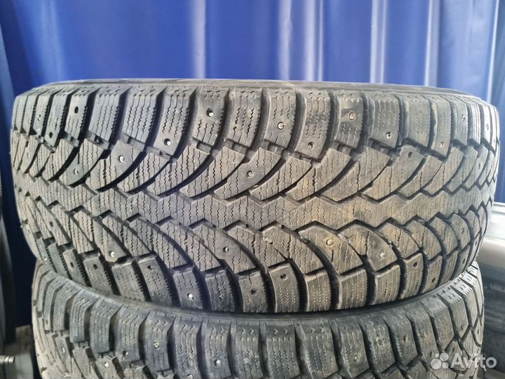 Formula Ice 215/55 R16 98T